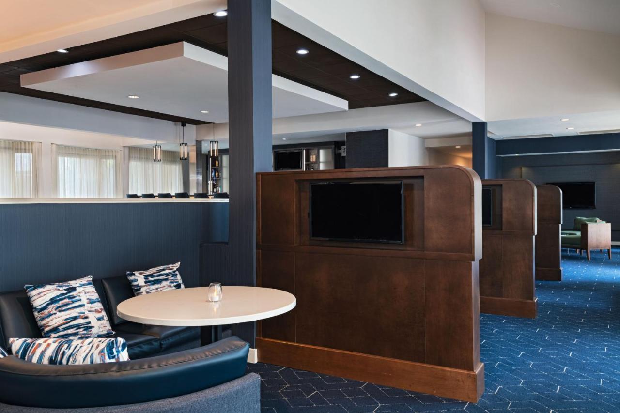 מלון Courtyard By Marriott San Antonio Airport מראה חיצוני תמונה