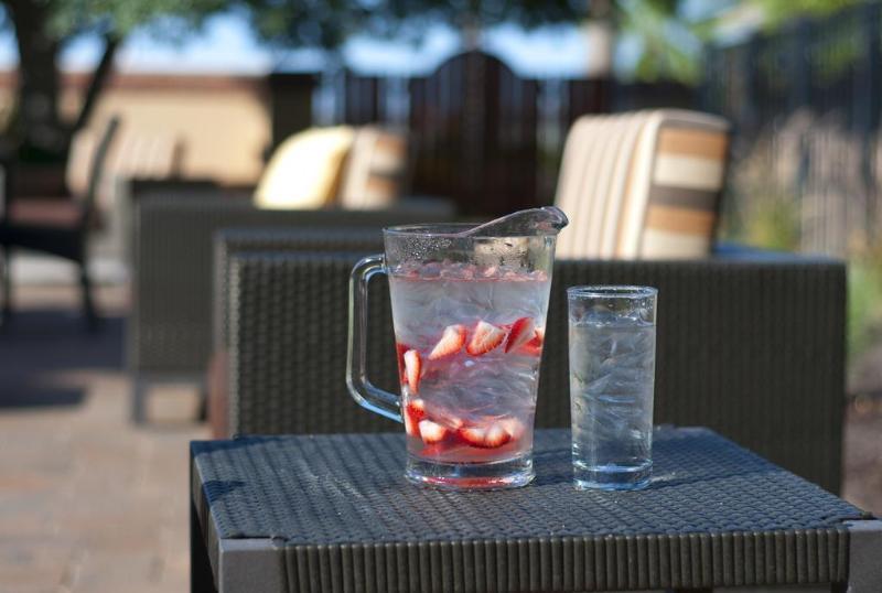 מלון Courtyard By Marriott San Antonio Airport מראה חיצוני תמונה