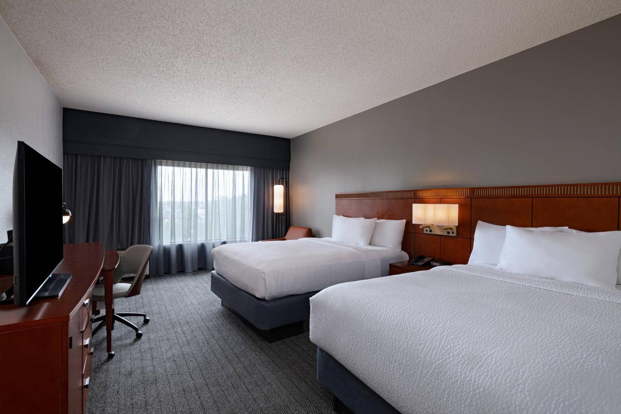 מלון Courtyard By Marriott San Antonio Airport מראה חיצוני תמונה