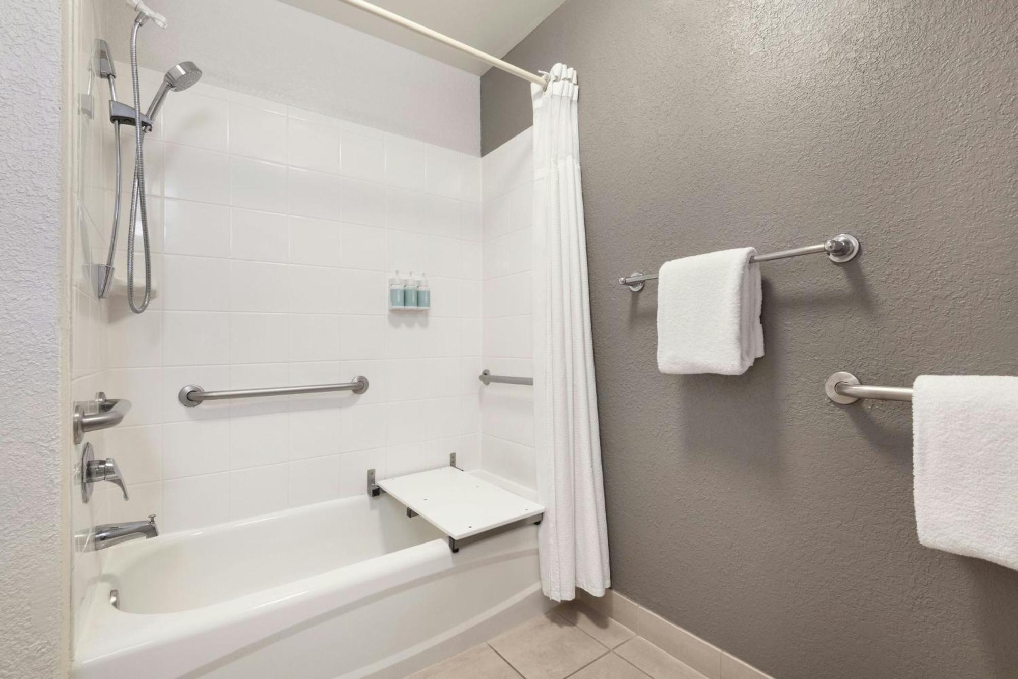 מלון Courtyard By Marriott San Antonio Airport מראה חיצוני תמונה