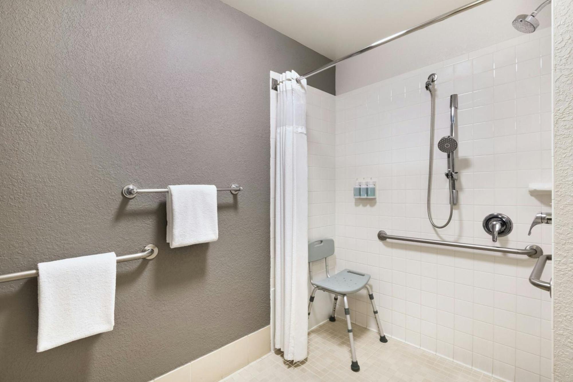 מלון Courtyard By Marriott San Antonio Airport מראה חיצוני תמונה