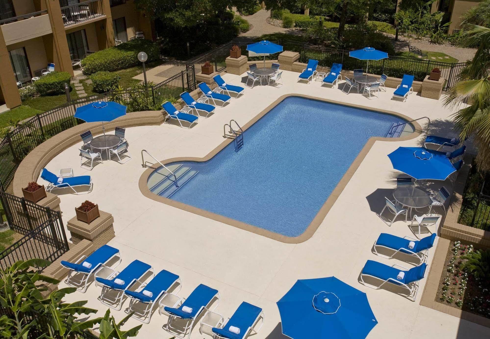 מלון Courtyard By Marriott San Antonio Airport מראה חיצוני תמונה
